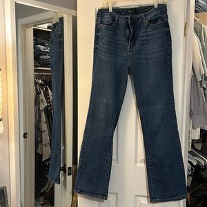 Judy Blue slim bootcut size 15/32